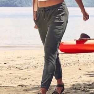 EUC Athleta Fallaron Cotton Blend Jogger Pants | Cyprus Women’s Size 8